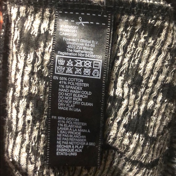 Forever 21 leopard print mini skirt - Picture 3 of 3